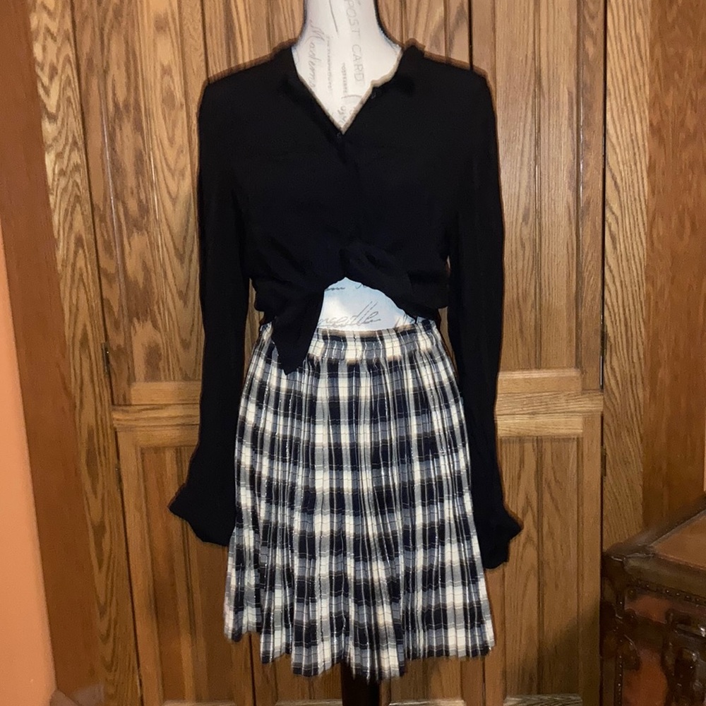Pleated plaid skirt